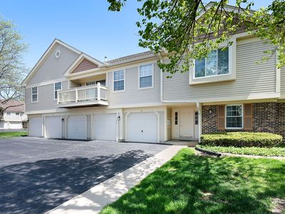 1257 Ballantrae Pl APT E, Mundelein, IL, 60060