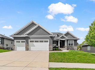845 Grouse Ln, North Liberty, IA 52317