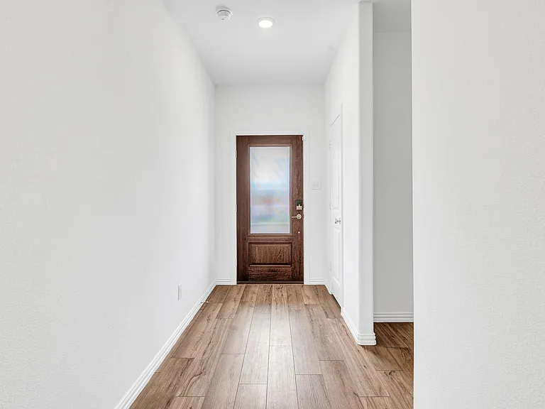 5108 Wilder Ave — Photo 3