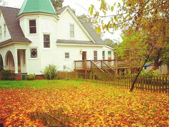 110 Bruce Pl, Portsmouth, VA 23707