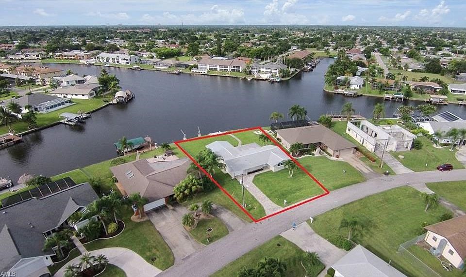 Views of basin and intersecting canals of the Rubican, Croton and Allegro.