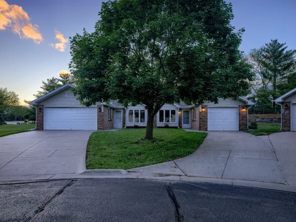 2526 Hollyhock Cir #6, Lincoln, NE 68521