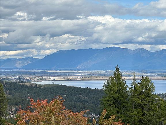 5th image of 410 Blacktail Heights Rd