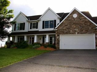 17701 Hyde Park Ave, Lakeville, MN 55044