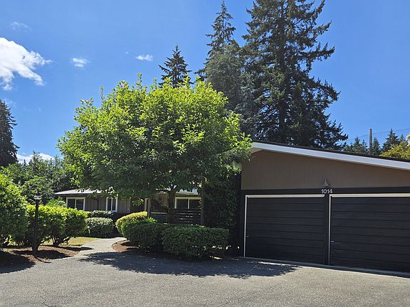 2nd image of 1014 Brentwood Pl