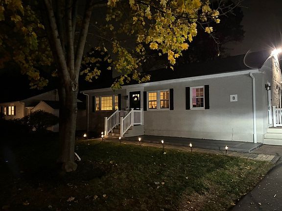 2nd image of 8 Fairbrook Rd