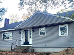 831 Providence Rd, Whitinsville, MA 01588