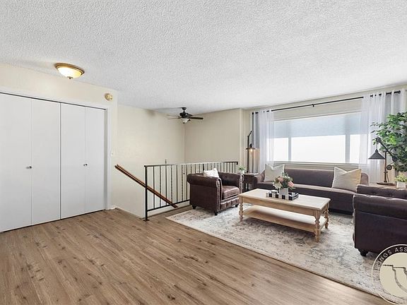 4th image of 1534 Westchester Sq E APT 6