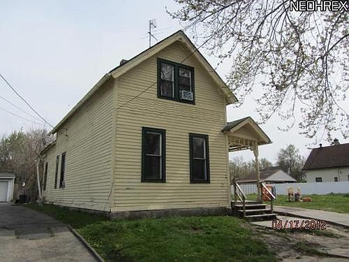 2nd image of 5666 Hamlet Ave