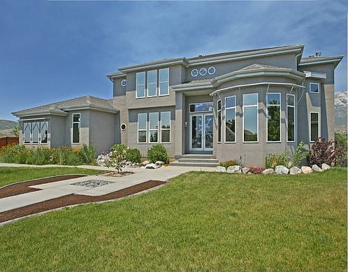 Modern Contemporary Luxury Home!