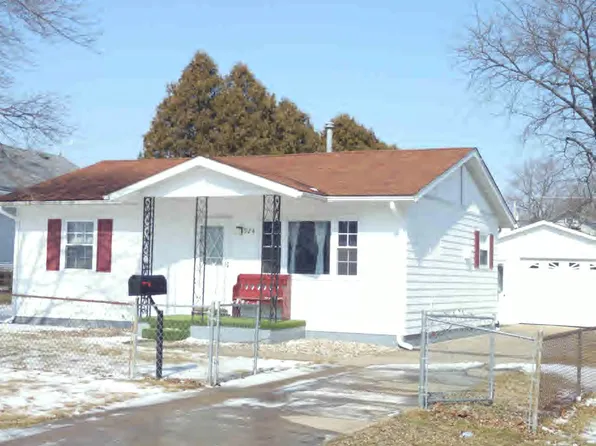 924 W Penn St, Hoopeston, IL 60942