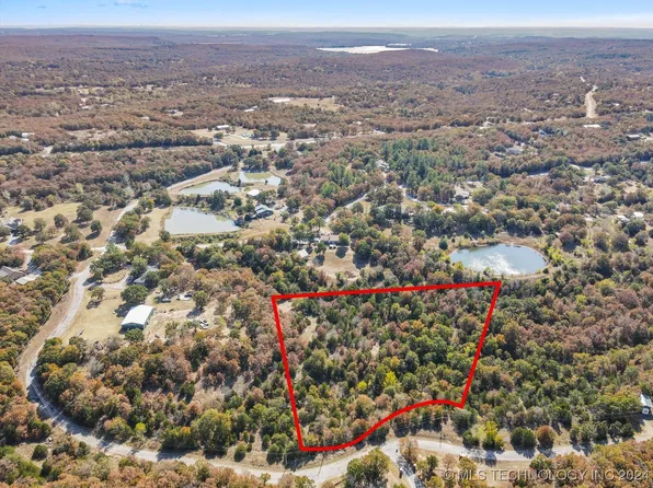 15 Wood Lake Dr, Sand Springs, OK 74063