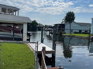 10230 W Hadley Ct, Homosassa, FL 34448