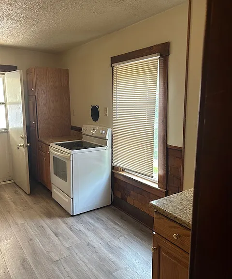 305 South St — Photo 14