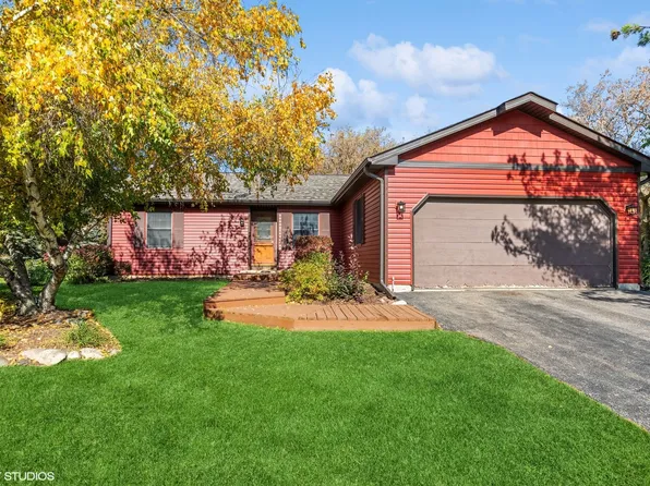 2612 Martin Dr, Spring Grove, IL 60081