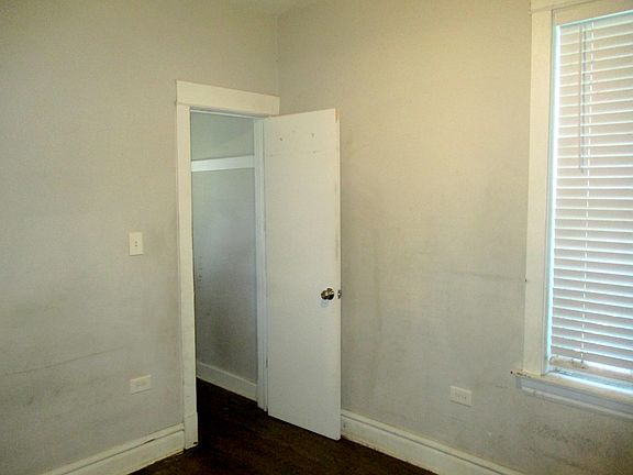 4th image of 5226 W 30th Pl