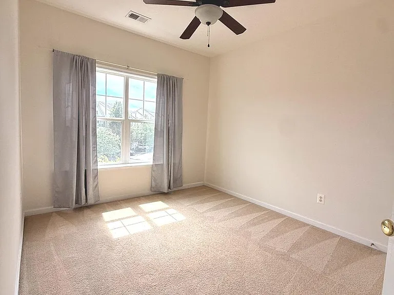 14170 Catbird Dr — Photo 17
