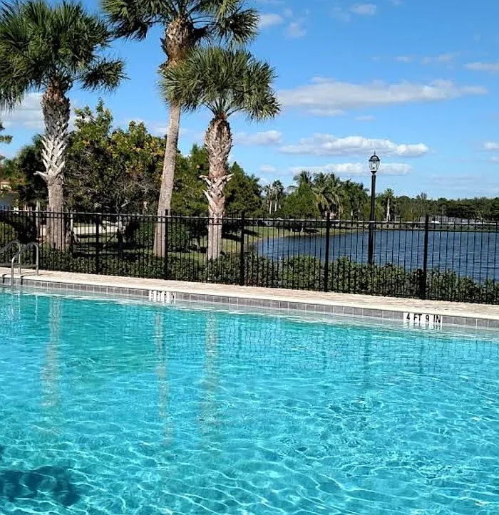 3 bed, 2.5 bath, 1901 sqft, $1,875 — Photo 3