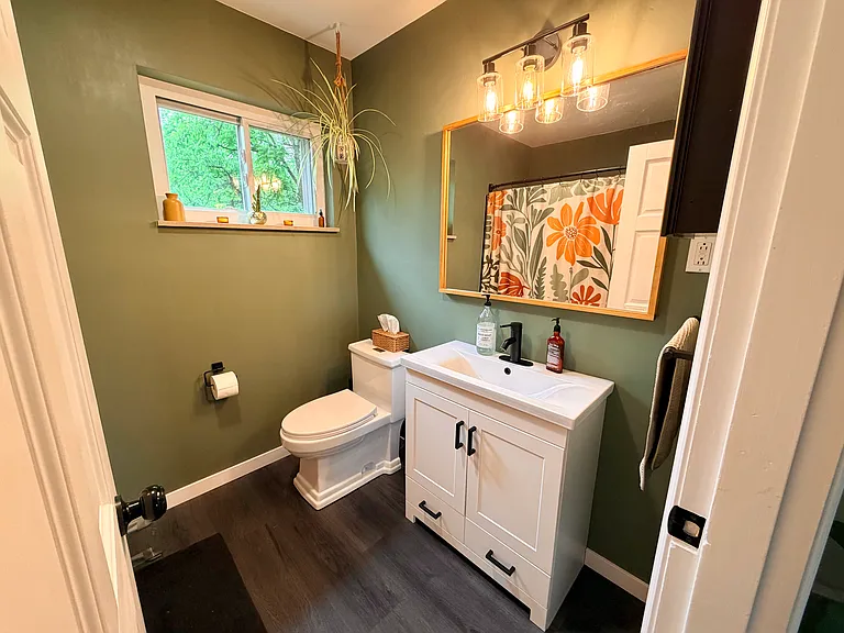 670 Meadow Ln — Photo 9