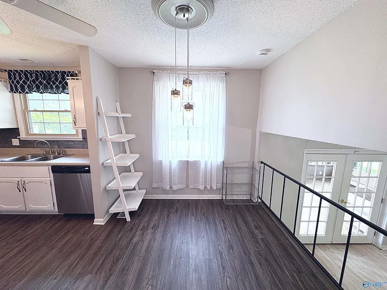 11406 Crestfield Dr SE — Photo 12