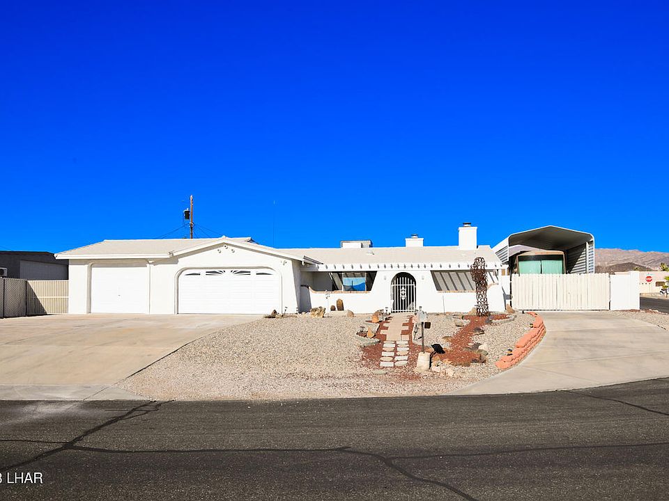 1st image of 996 Bluebird Dr