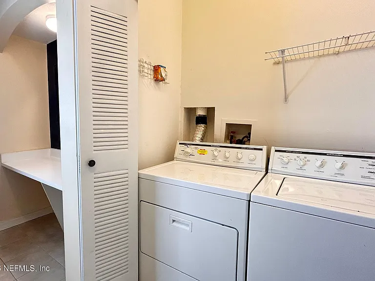 610 Fairway Dr #207 — Photo 43