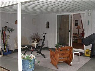 3rd image of 424 Clara Ct NE