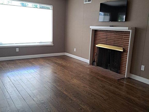 3rd image of 4349 Vulcan Dr