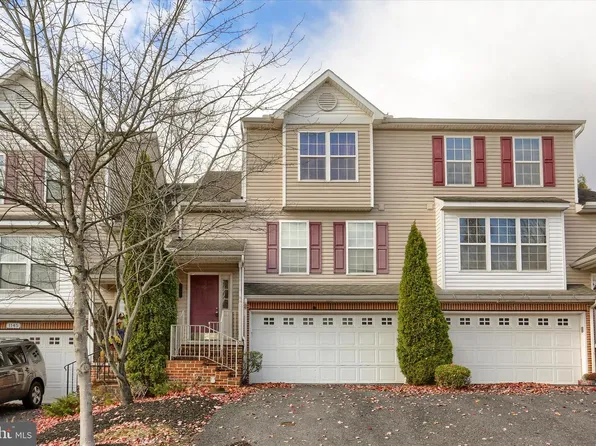 1147 Cross Creek Dr, Mechanicsburg, PA 17050