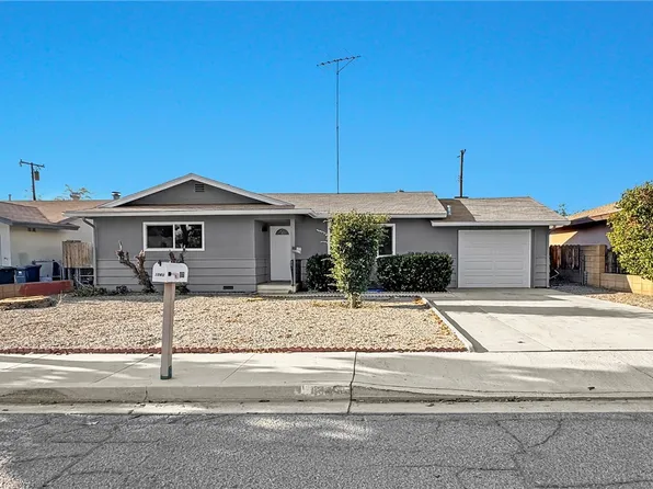 1060 E Shellie Ln, Hemet, CA 92543