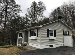 9 Rocky Hill Rd, New Fairfield, CT 06812