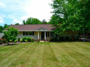 4443 Robinhood Rd, Winston Salem, NC 27106