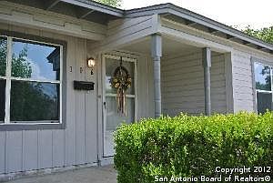 4th image of 106 Lively Dr