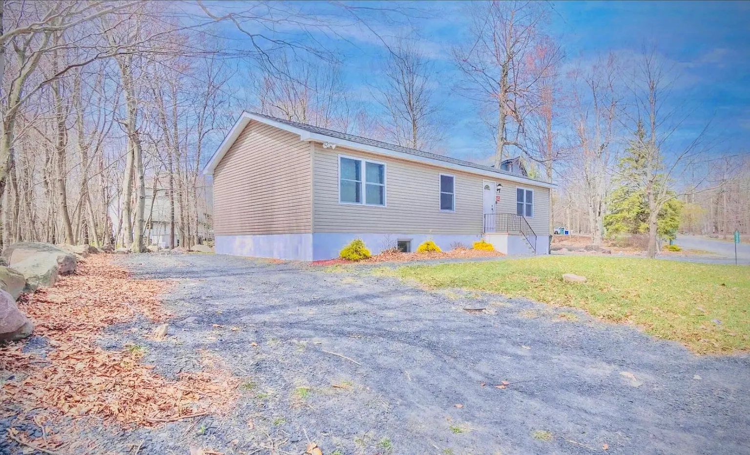 8344 Shannon Dr photo 1