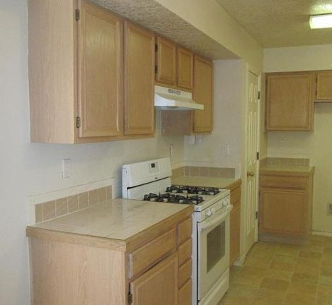 4th image of 8147 Westover Pl NW
