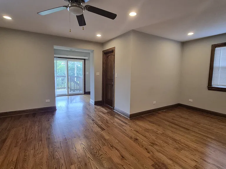 3238 N Hamlin Ave #2 — Photo 6