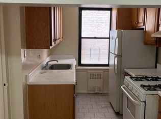 64-62 Booth St #2J, Rego Park, NY 11374