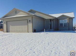 1625 SW Valley View Dr, Topeka, KS 66615
