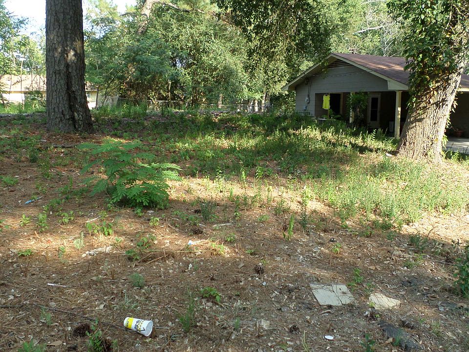 1st image of 3042 Fleetwood Dr