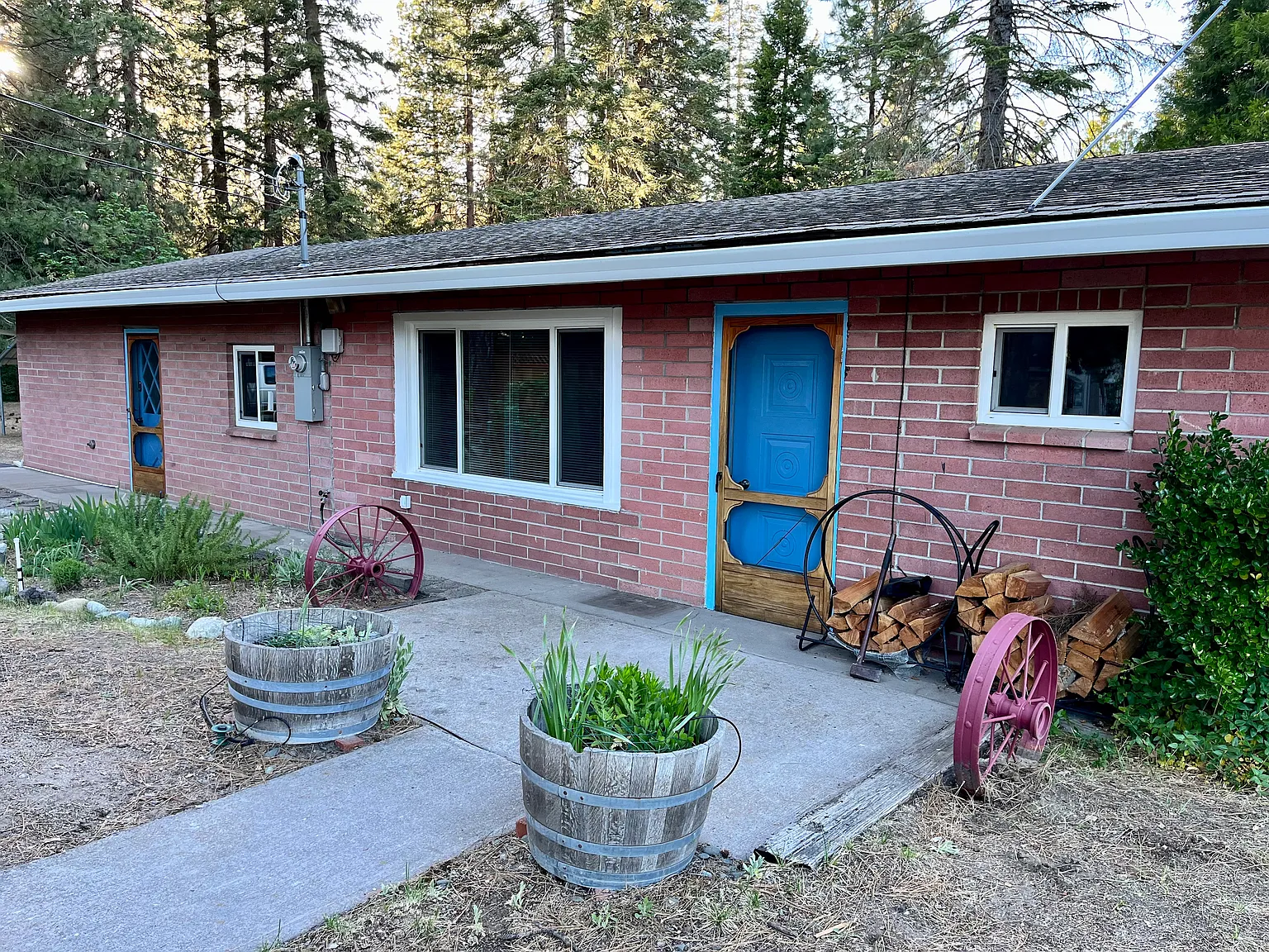 2 bed, 2.0 bath, 1568 sqft, $2,200 — Photo 3