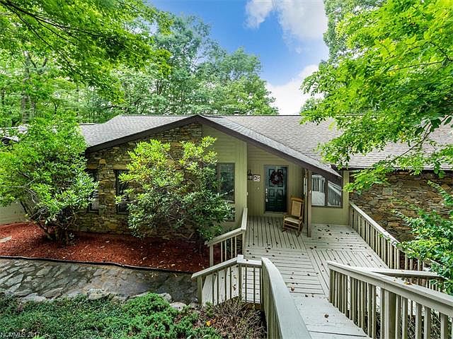 1st image of 46 Honey Locust Dr