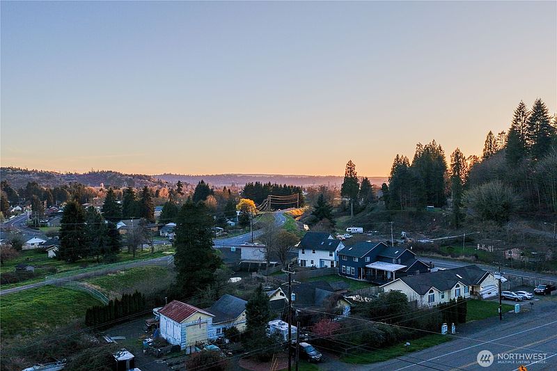 5th image of 118 Clark Creek Road