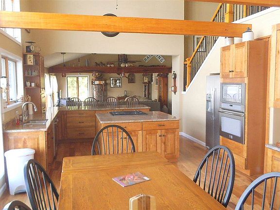 4th image of 505 Beach Dr