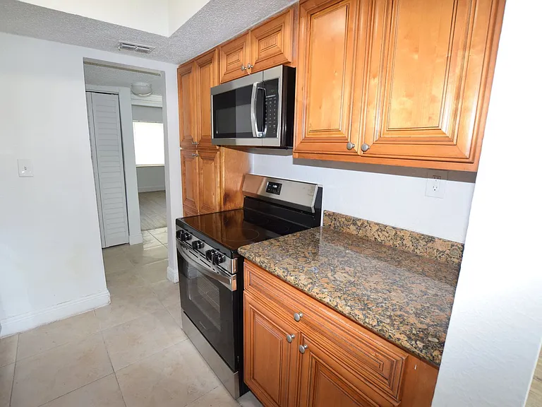 4703 S Texas Ave #A — Photo 22