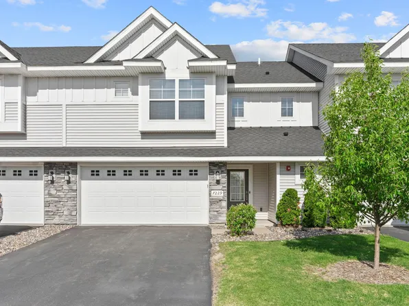 7229 Dora Dr, Lino Lakes, MN 55038