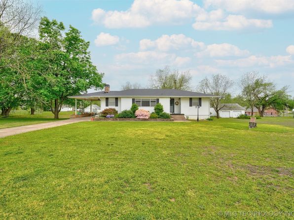 1321 E Broadway St, Cushing, OK 74023