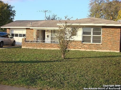 1st image of 5019 Creekmoor Dr