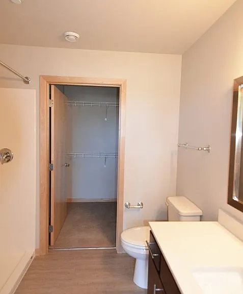 Venture Luxury High Rise — Photo 198