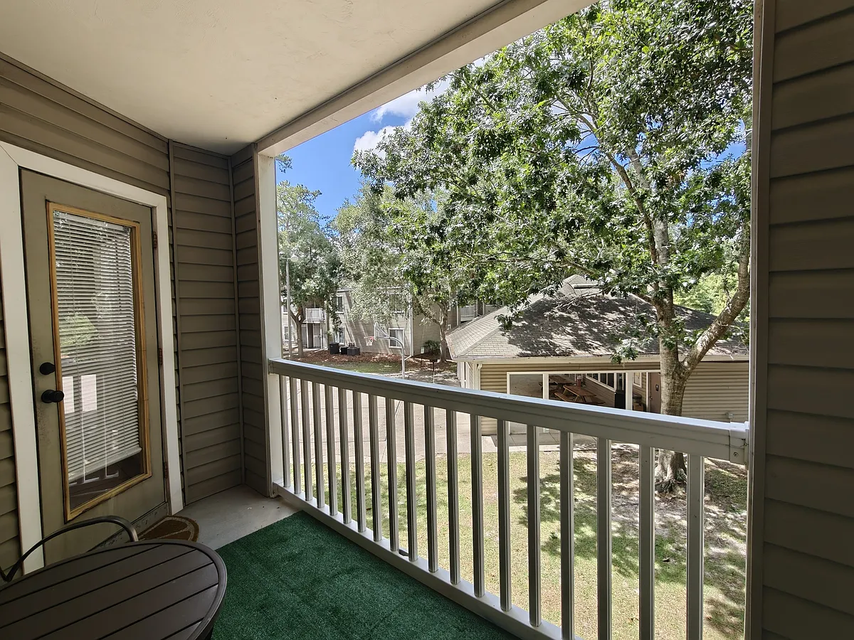 Building Photo - 4000 SW 23rd St #A
