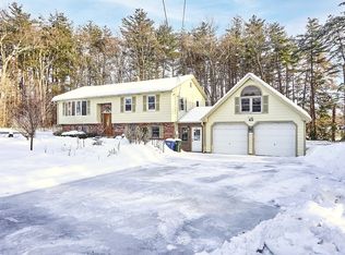 40 Gordon St, Leominster, MA 01453